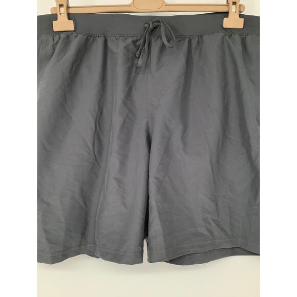 Under Armour Men's 2XL Black Launch 7" 2 in 1 Shorts Running Gym Workout G4-7 - Picture 3 of 11